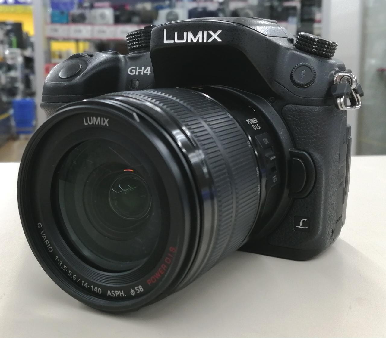 Panasonic DMC-GH4 DSLR Camera Lens Kit Used Dust Inside From Japan