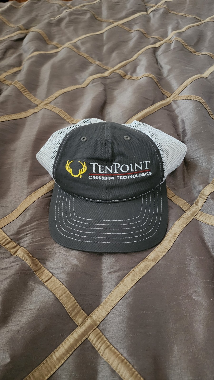 TenPoint Ball Cap Mesh Back Black White Mesh Cotton Hat Unisex One Size