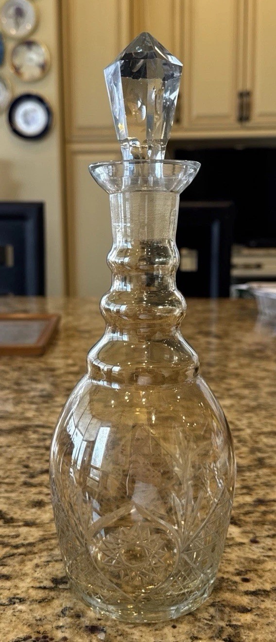 Beautiful 12” Clear Glass Decanter