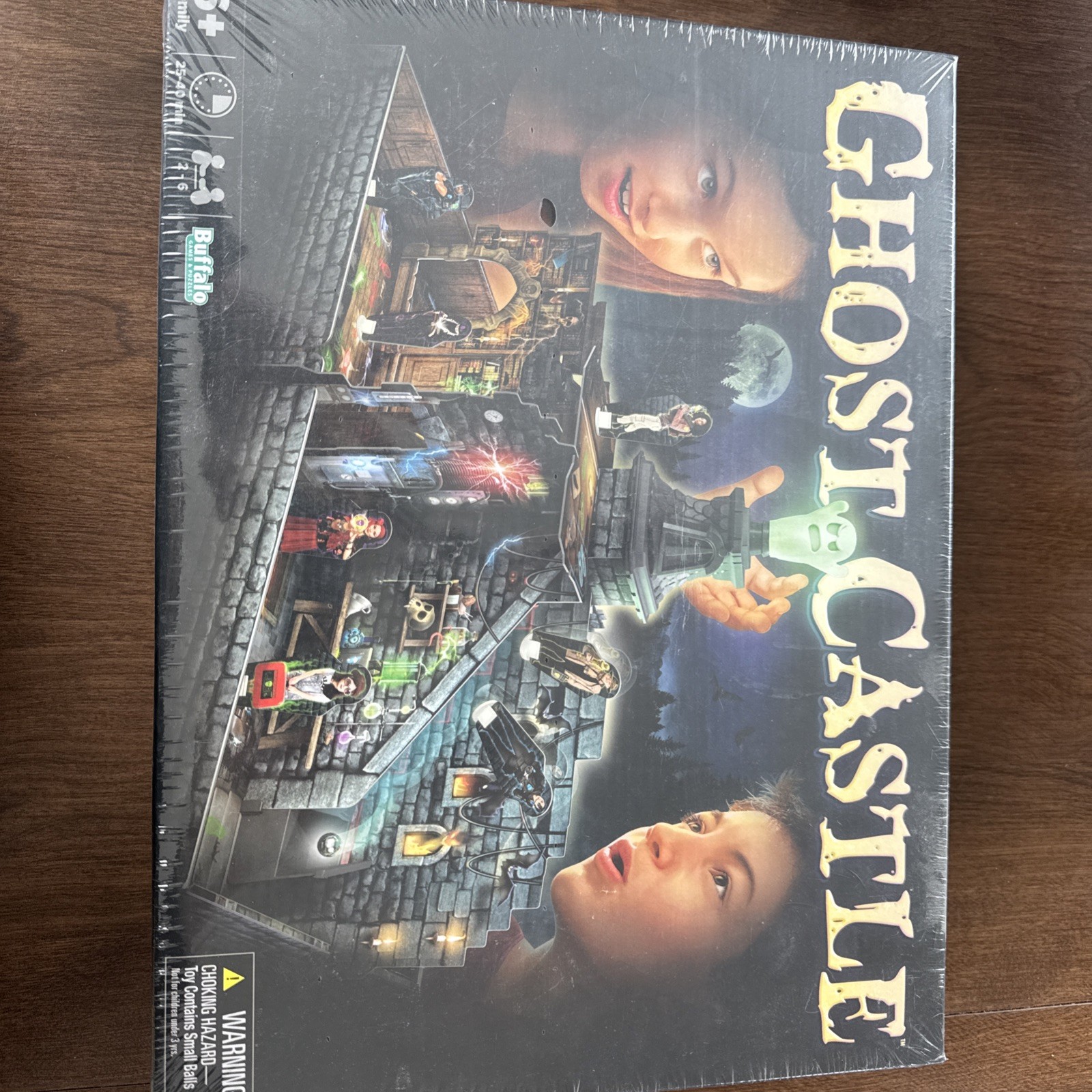 NEW Ghost Castle Family Board Game Buffalo Games Sealed 2-6 Players