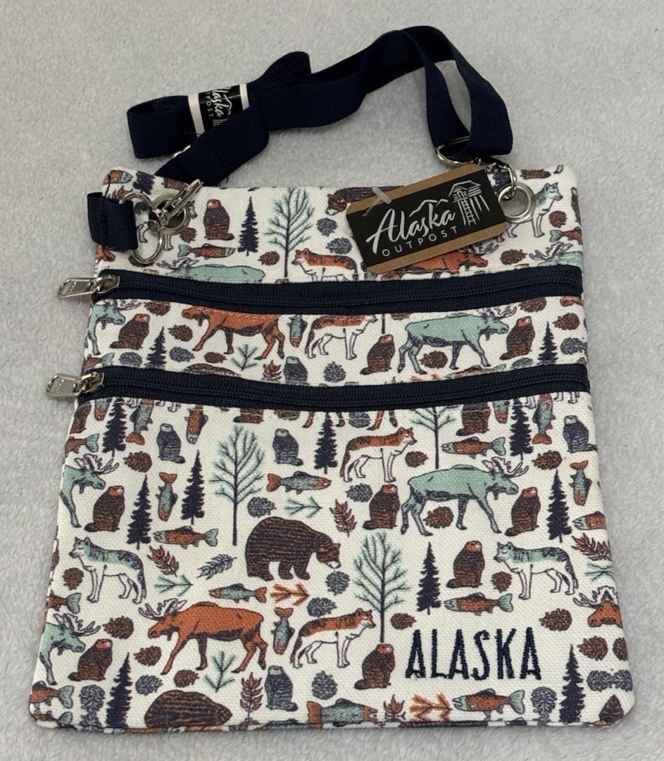 Alaska Outpost Small Zipper Bag || NWT
