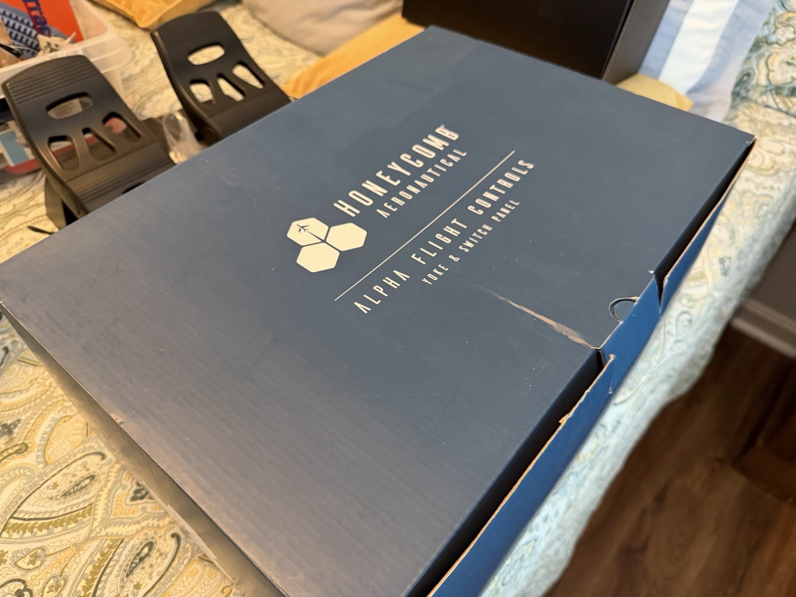 Honeycomb Alpha Flight Simulator Bundle with Yoke, Switches, Quadrant And Pedals