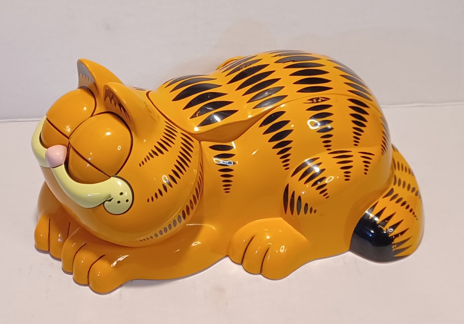Vintage Garfield TYCO Landline Telephone Phone 13E57 Eyes Open/Close 1980's   -g