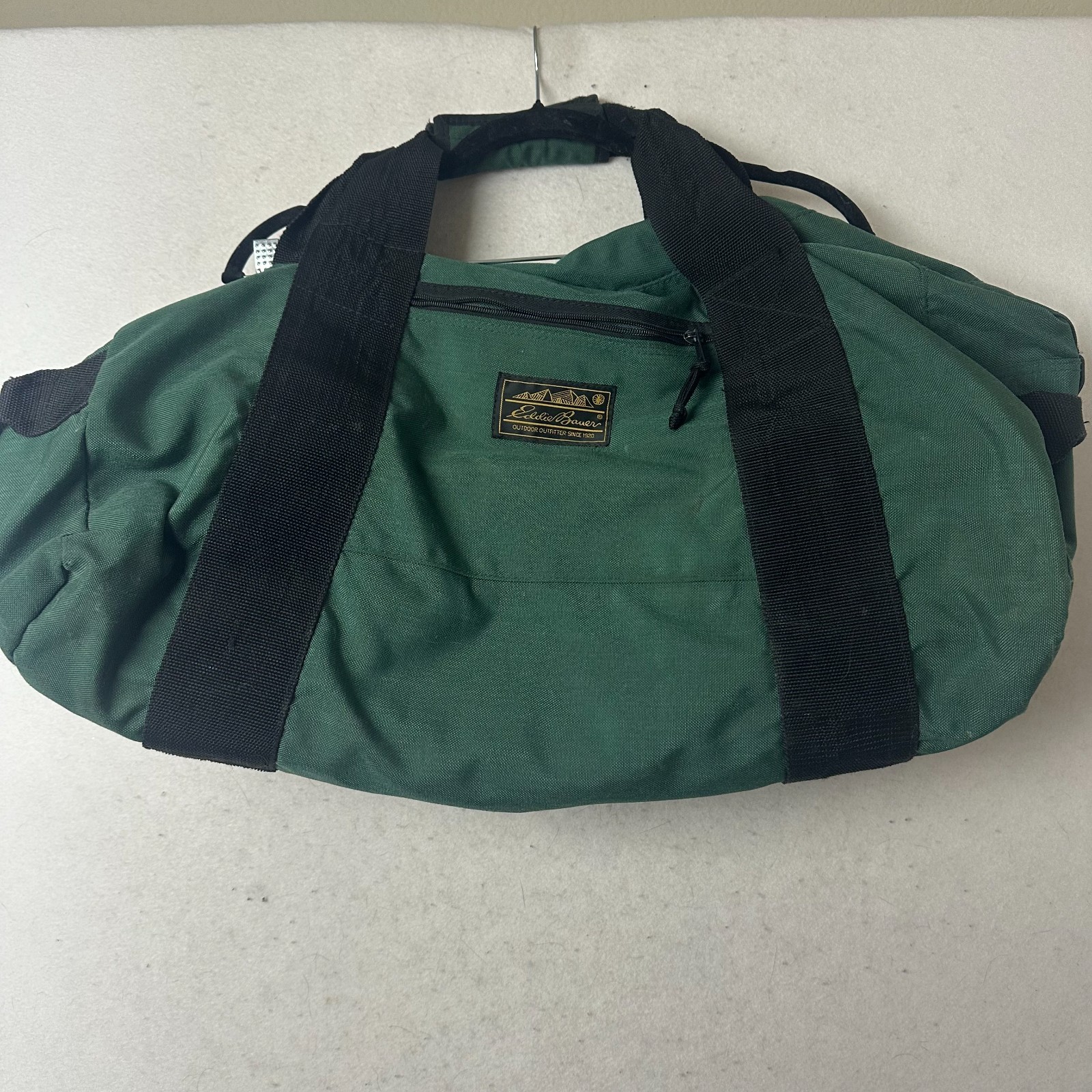VINTAGE EDDIE BAUER WEEKENDER DUFFEL BAG HUNTER GREEN GORPCORE 29"x 11" x 15"