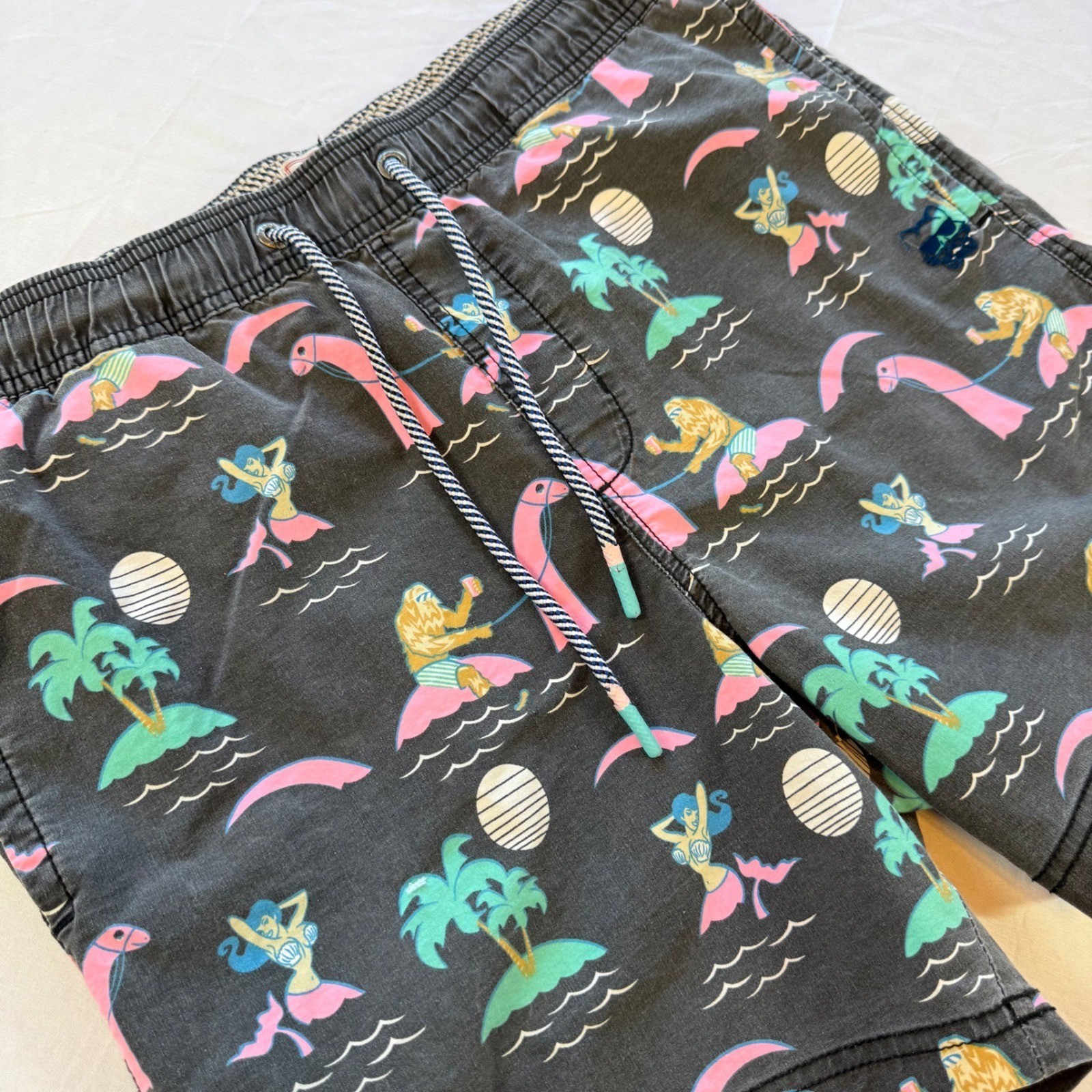 Party Pants Swim Trunks Mens M Mermaid Flamingo Island Novelty Stretch Beach