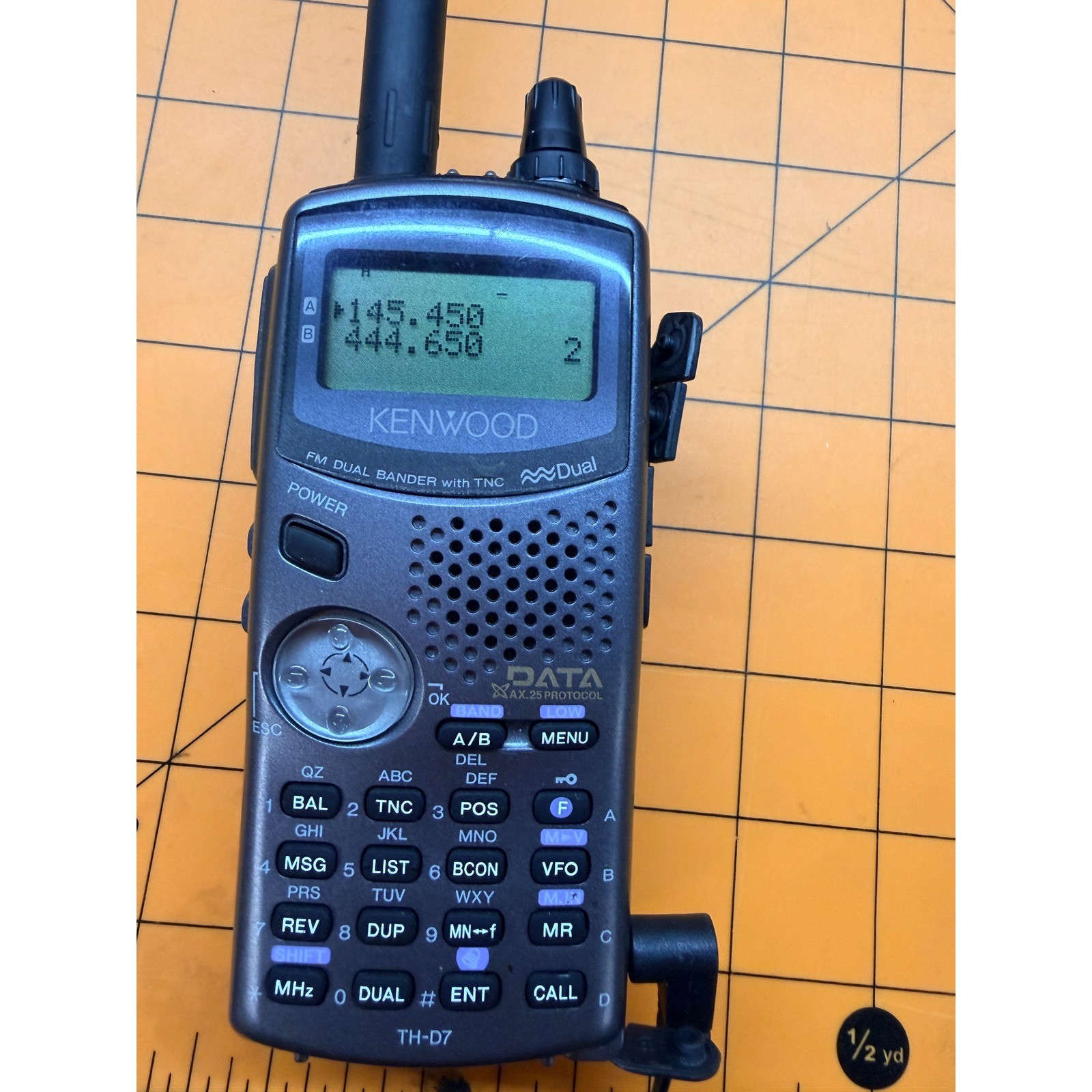 Kenwood TH-D7A Dual Band FM Handheld Transceiver 144/440MHz TNC APRS Radio TH-D7