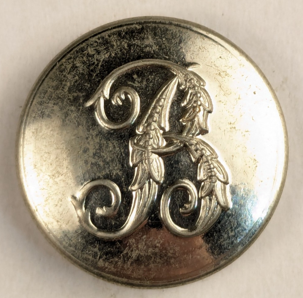 Vintage - Letter B or R Seal Crest Button Original - M2C