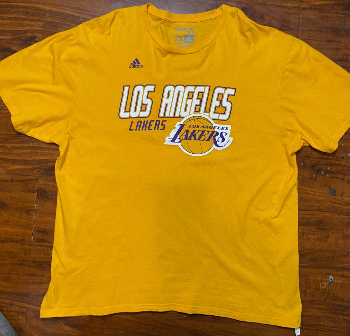 Adidas LOS ANGELES LAKERS "Go To Tee" Team Logo Home Yellow T Shirt SZ 2XL