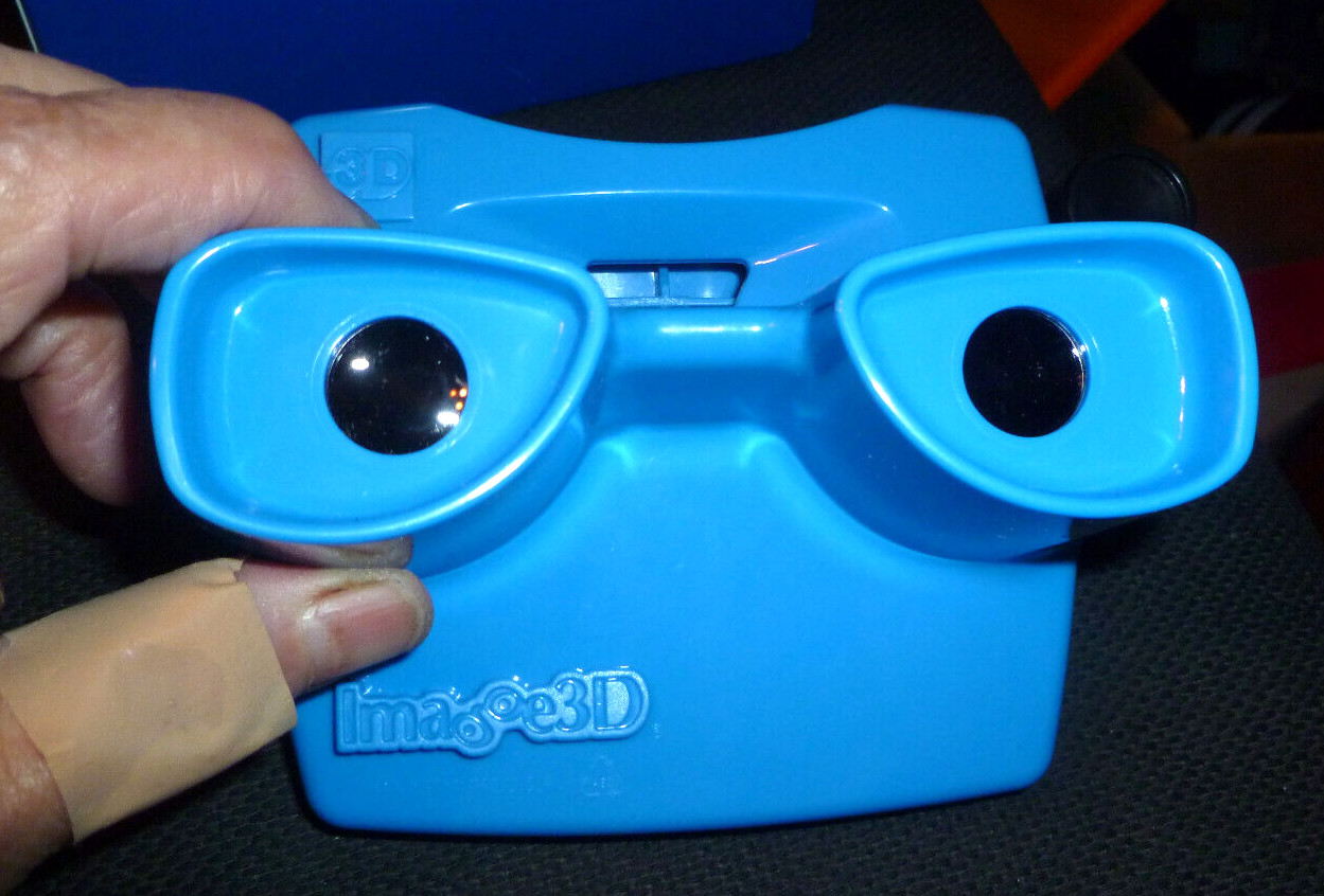 IMAGE 3D Vintage Retro View Master...Blue Plastic.