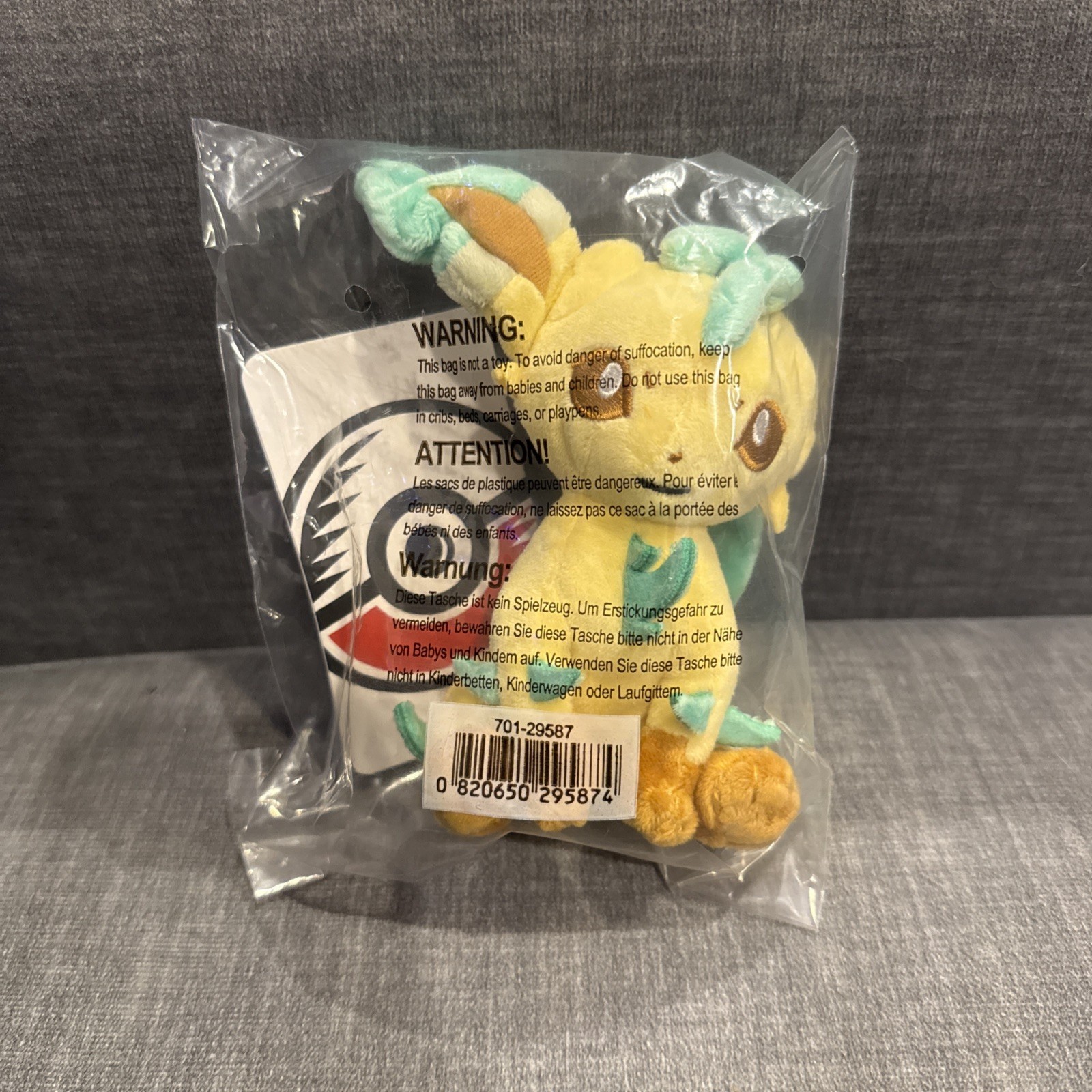 Pokémon Sitting Cuties Leafeon 3" Plush 2020 Nintendo 701-29587 NEW