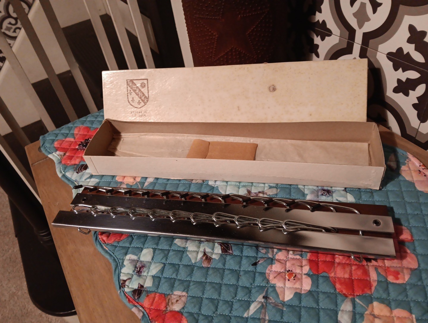 VINTAGE TY-MASTER AUTOMATIC TIE RACK ORIGINAL BOX