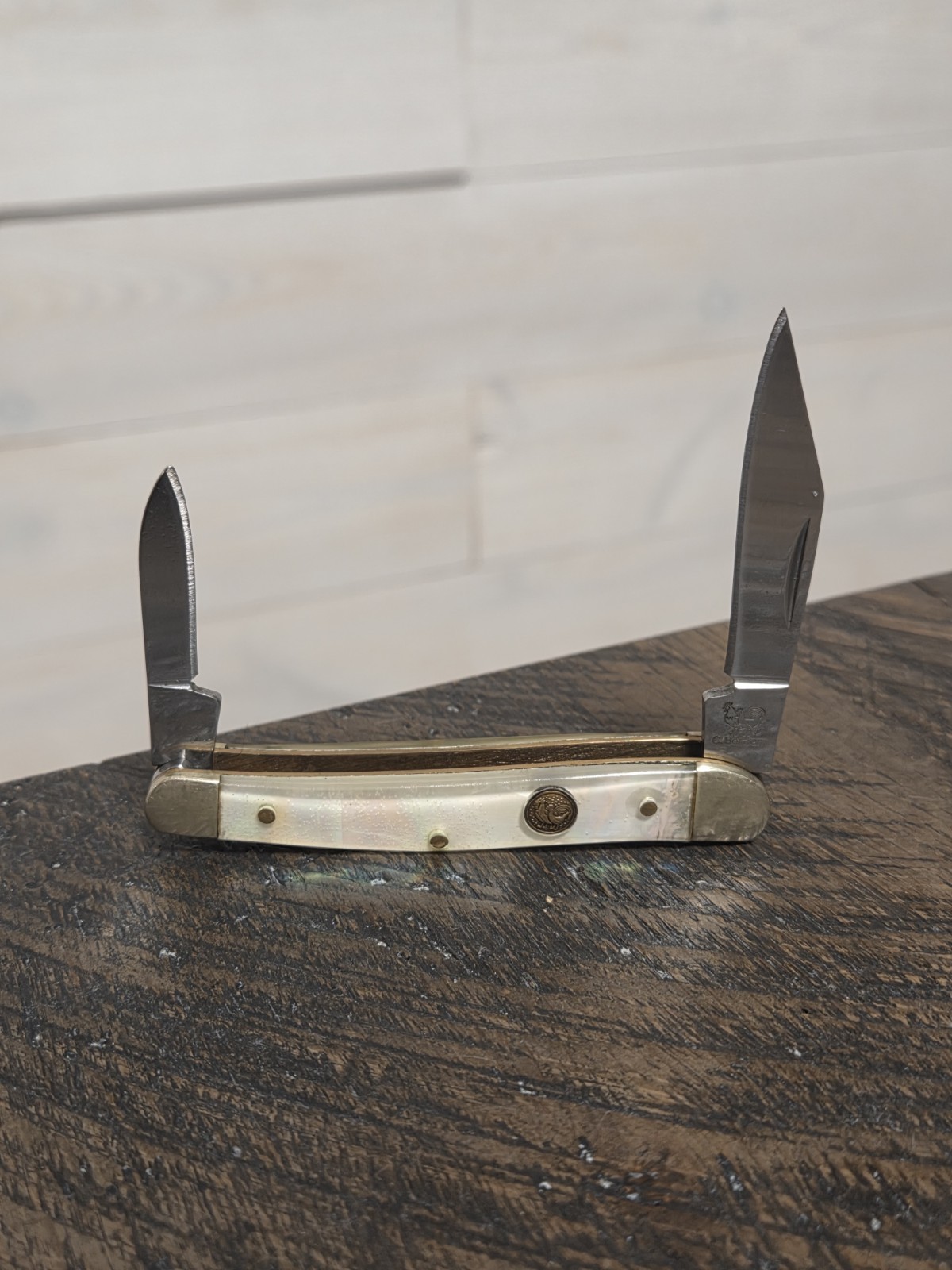 HEN & ROOSTER POCKET KNIFE WHITTLER 3 1/4", Syn. Mother Of P. 332SMOP, 4116 S.S.