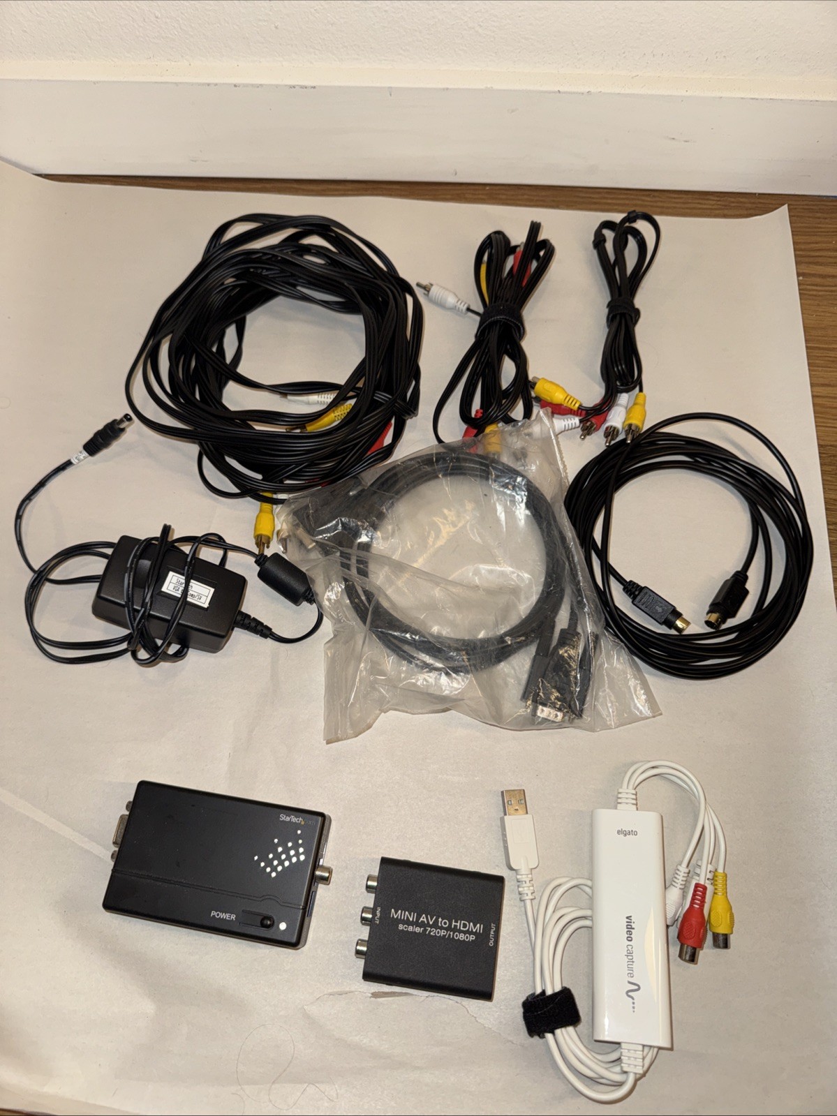 Lot of 3* A/V converters and mixed cables