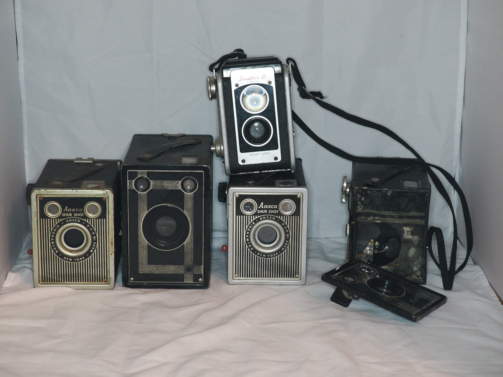 Box lot of Box Cameras