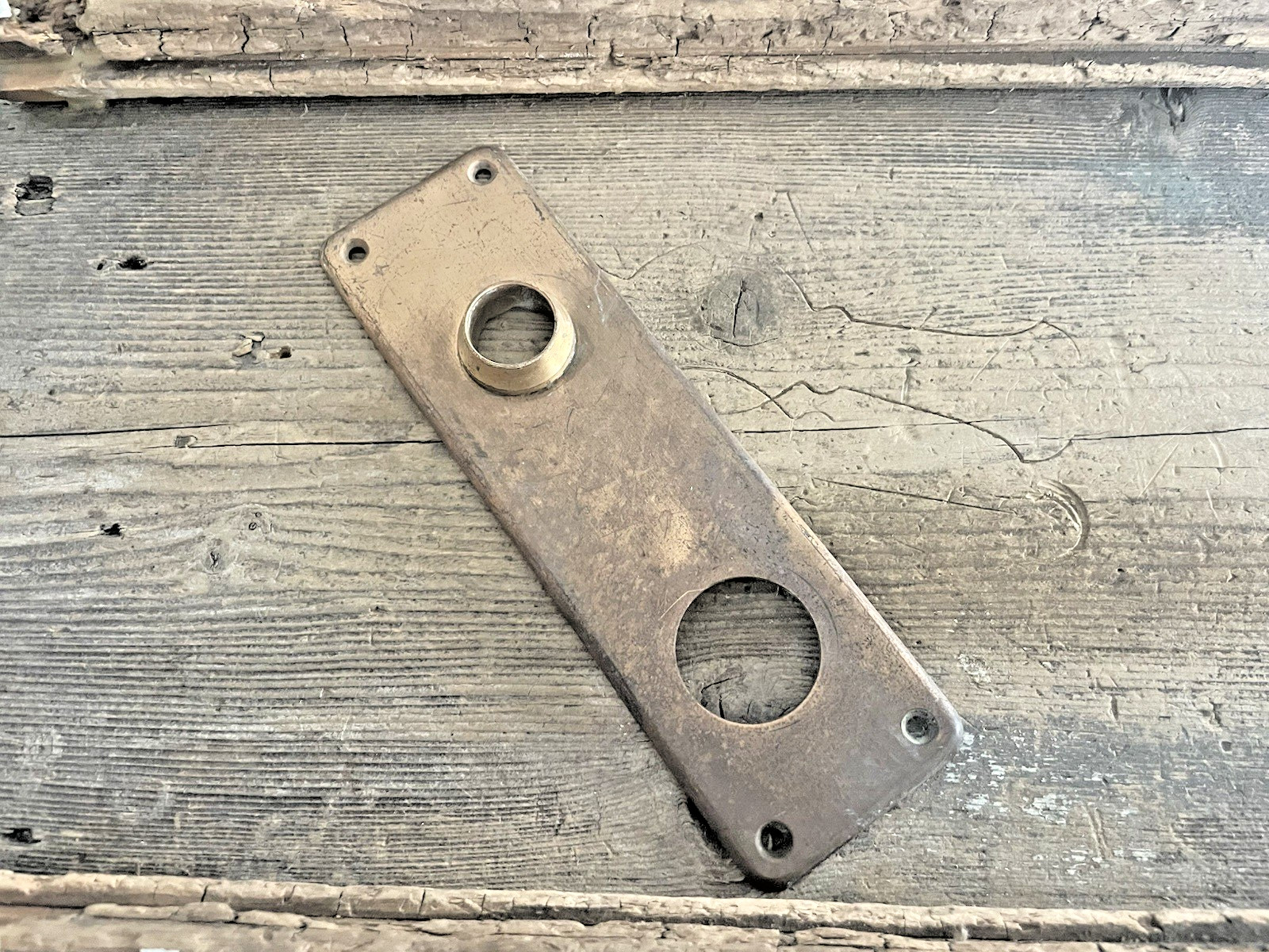 VTG NICE OLD BRASS SOLID AGED PATINA ANTIQUE DOOR KNOB BACKPLATE