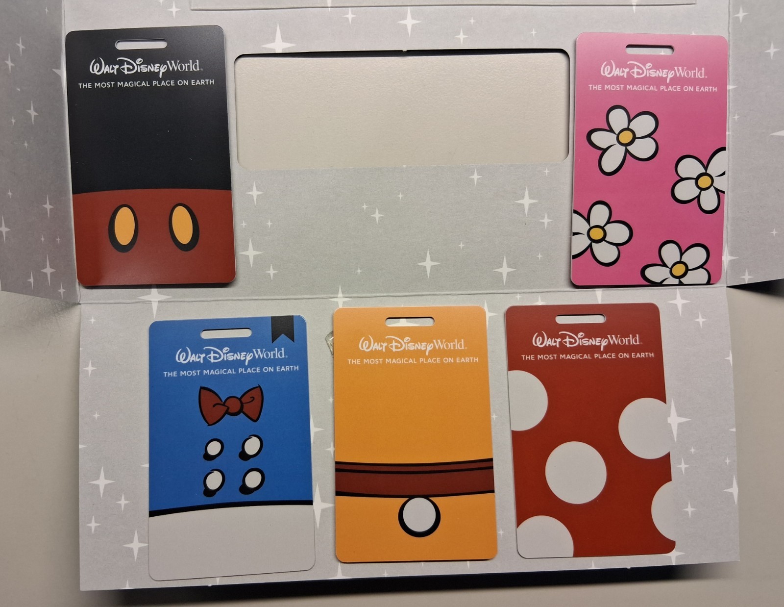 NEW Set of 5 Disney World Luggage Tags Mickey, Minnie, Donald, Pluto, Daisy 