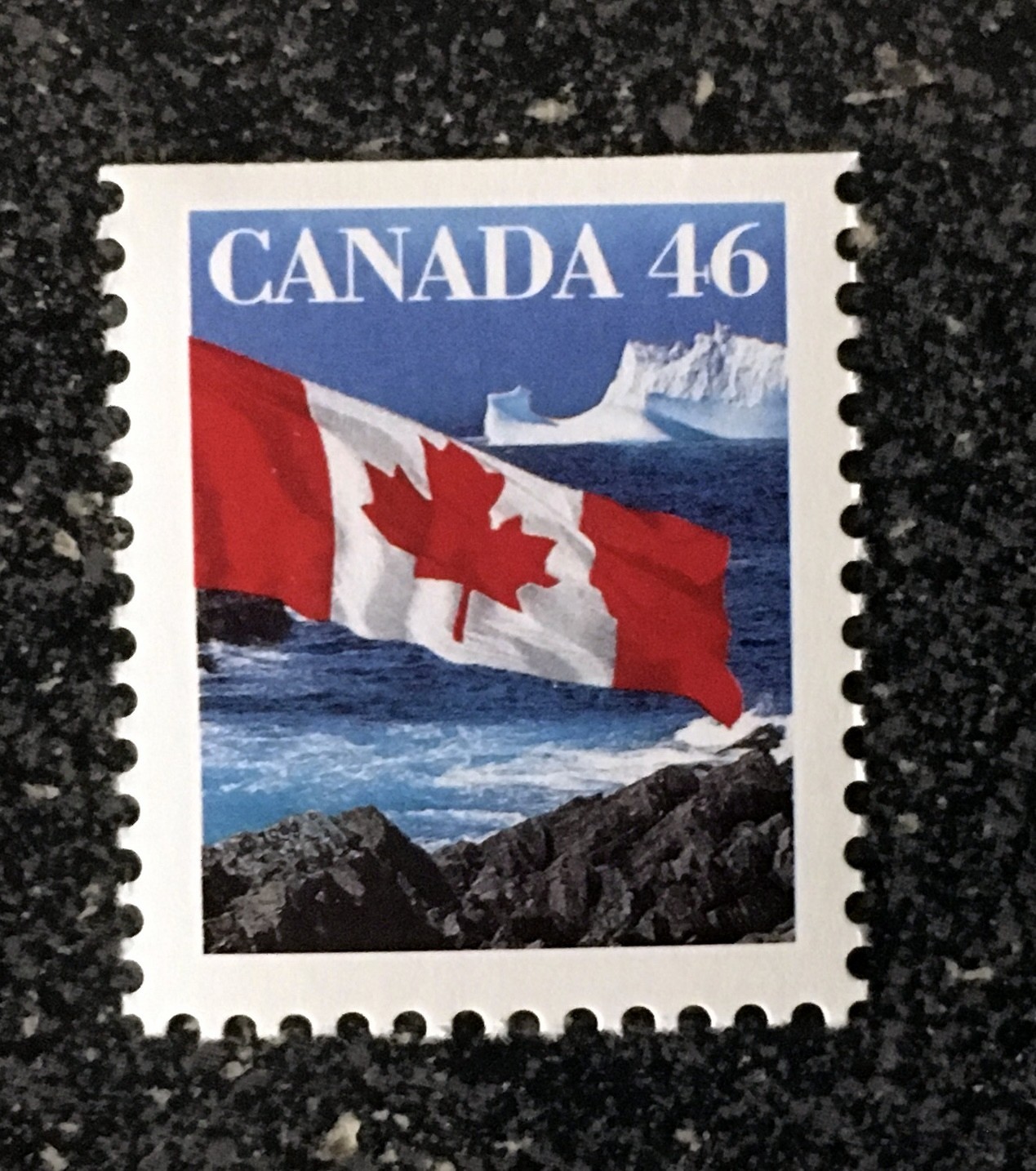 1998CANADA #1682as 46c Flag Over Iceberg - Booklet Single From BK#214  mint
