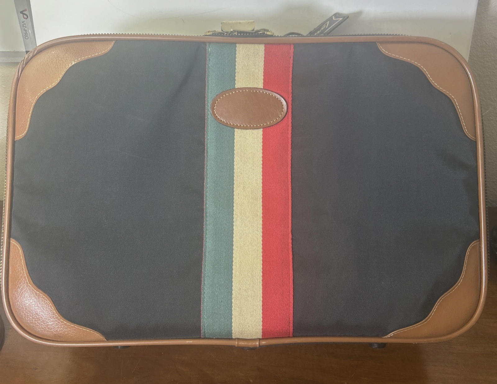 Vintage Lark Suitcase Luggage Original Keys Tag Locks 12" x 19" Early 1980's