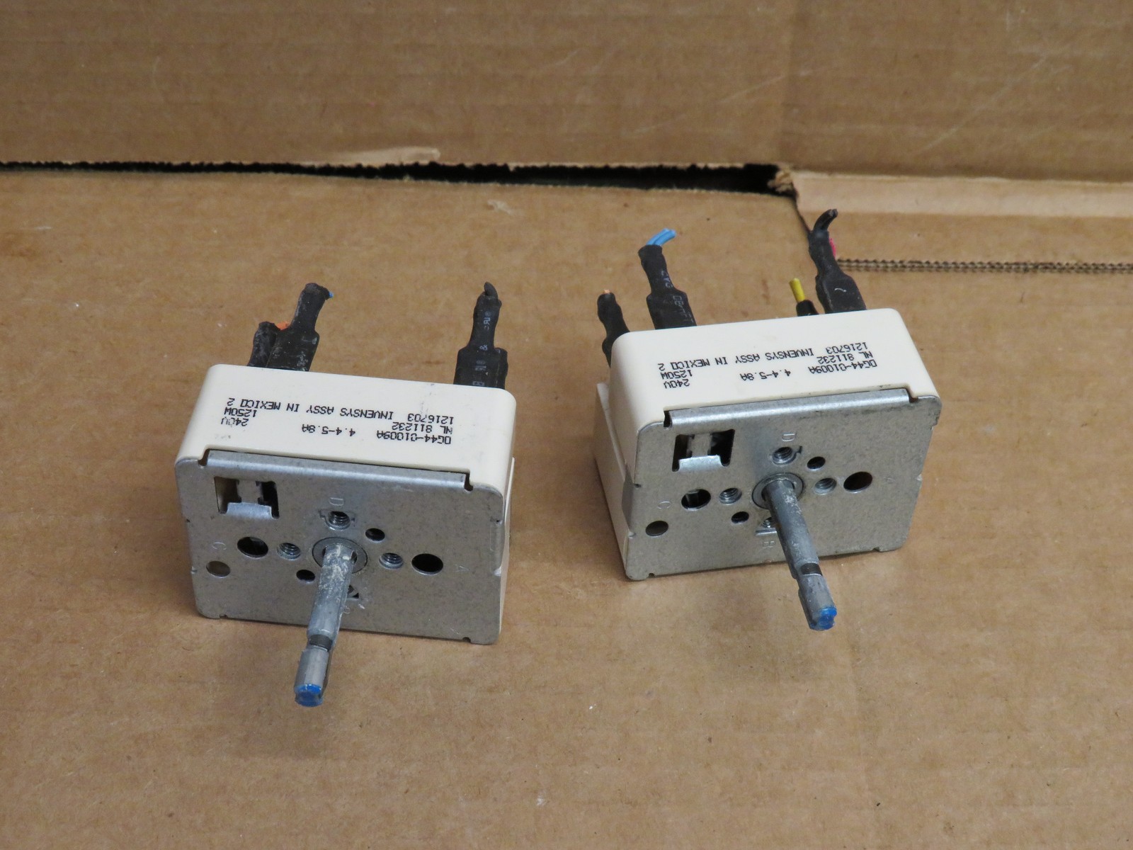 Samsung Range Control Switch - Set of 2 Part # DG44-01009A