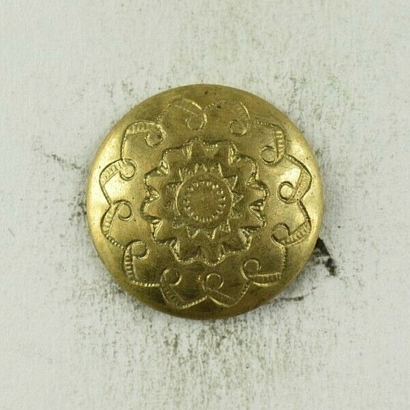 1820s-30s Golden Age 1-Piece Ornate Flower Radial Design Button E3DT