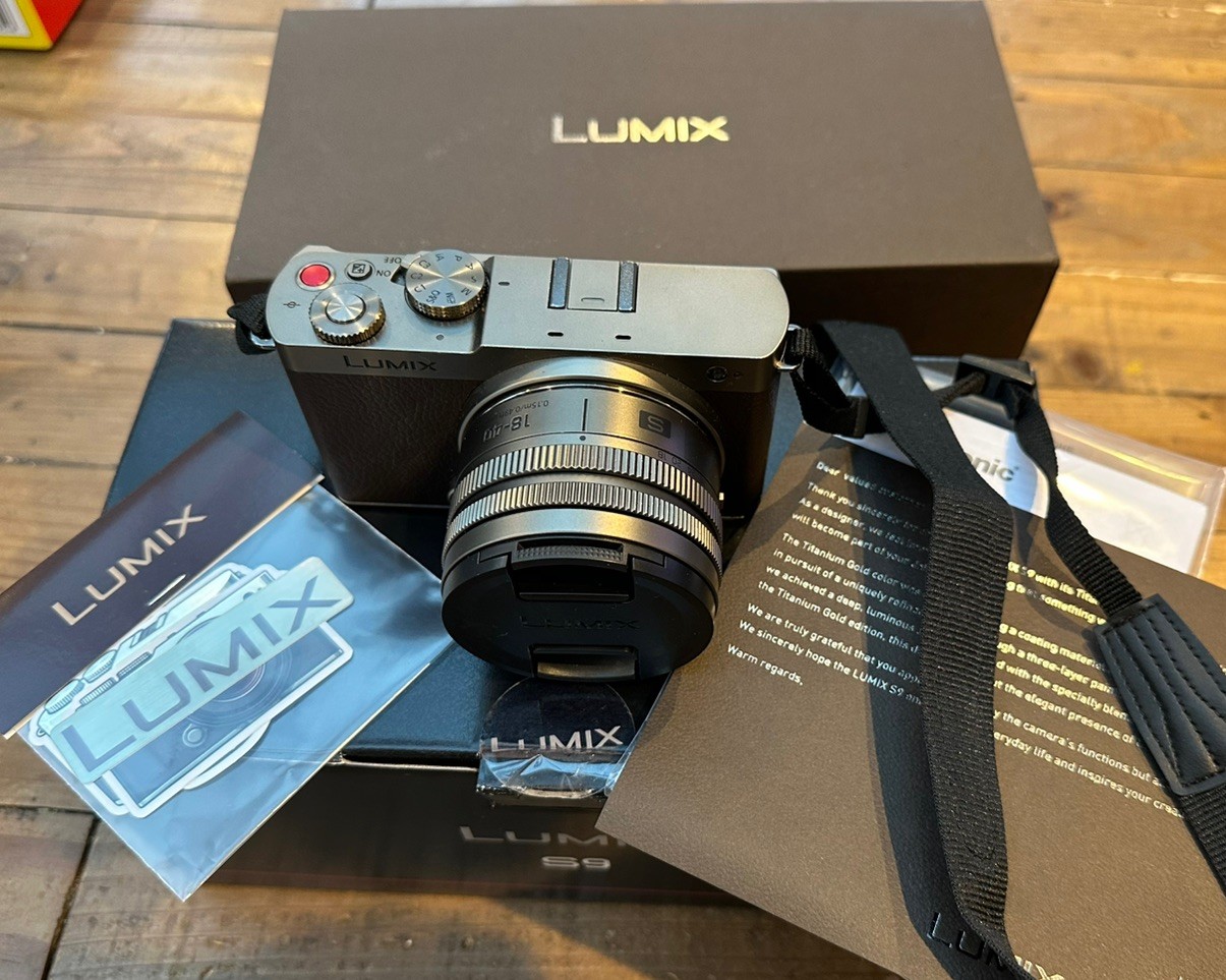 Panasonic LUMIX S9 Mirrorless Camera Titanium Gold 18-40mm Zoom Lens Kit