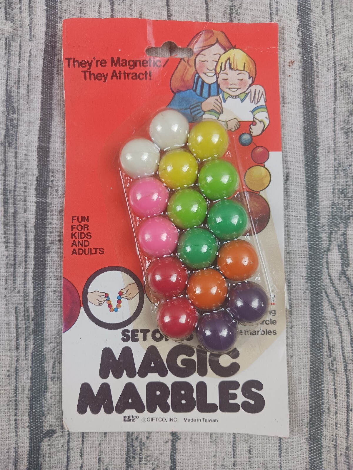Vintage Magic Marbles (16, Giftco, Taiwan, Magnetic) Brand New Old Stock 