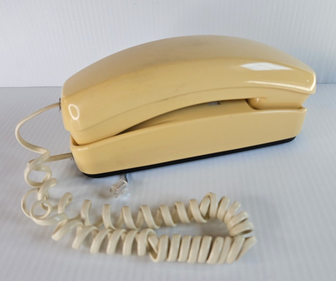 Vintage Conairphone SW204 Wall Phone Slimline Trimline Cream Almond Untested