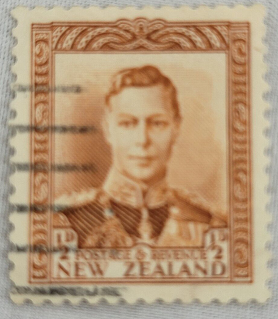 New Zealand ~ Postage & Revenue ~ ½D Brown Stamp ~ Cancelled/Posted ~ 1938 ~ Q77