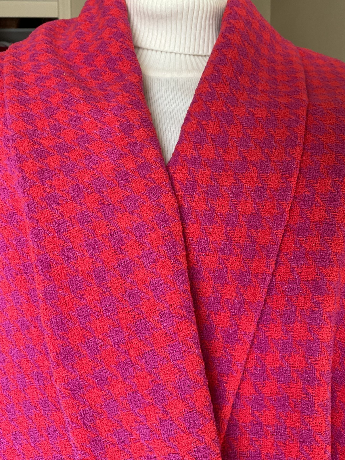 BEAUTIFUL HOT PINK CHECKER DESGIN FABRIC