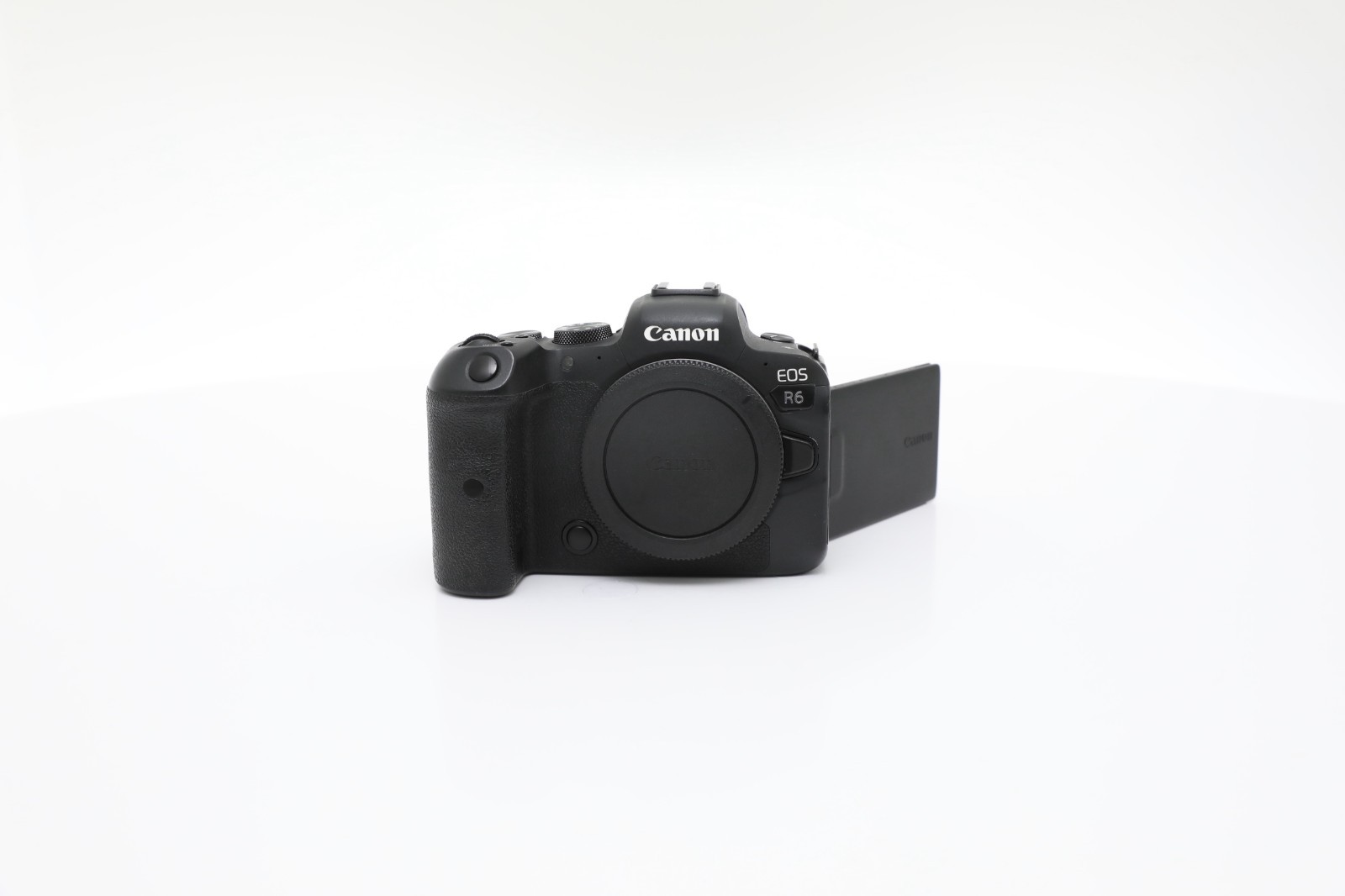Canon EOS R6 - Very Good Condition Shutter Count 387,000