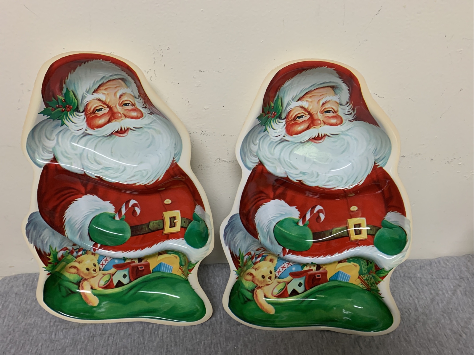 Vintage 1970’s Plastic Christmas Santa Divided Serving Tray Lot of 2
