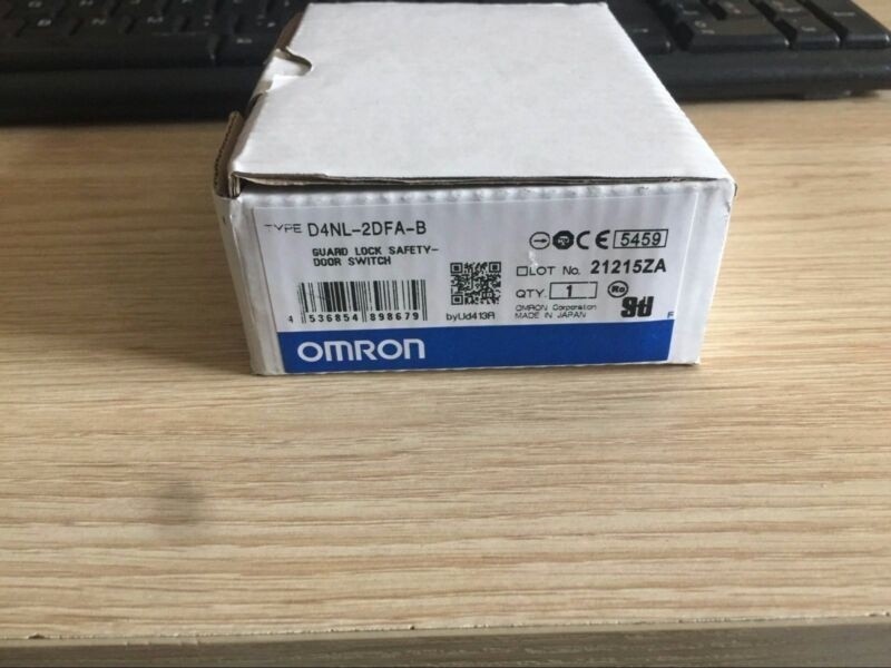 1PCS New D4NL-2DFA-B D4NL2DFAB Safety Door Switch In Box *wq
