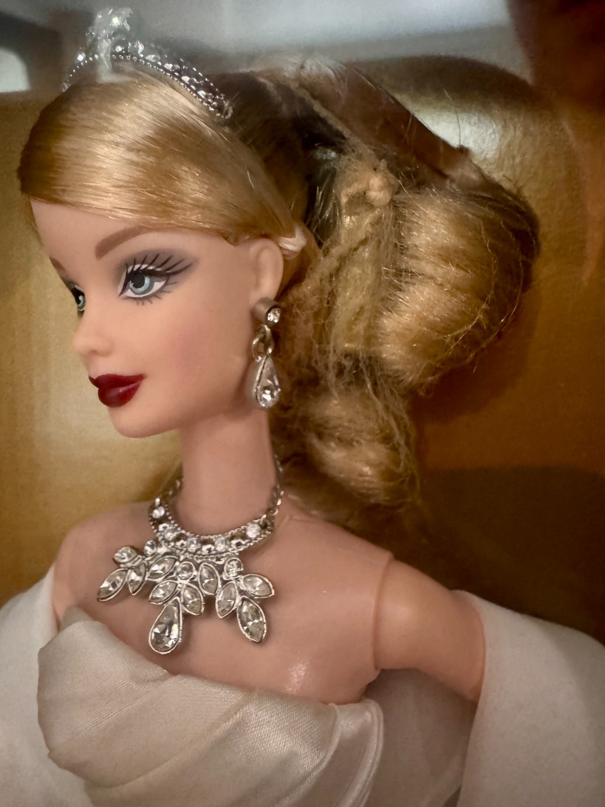 Barbie Duchess of Diamonds Royal Jewels Collection Swarovski NRFB