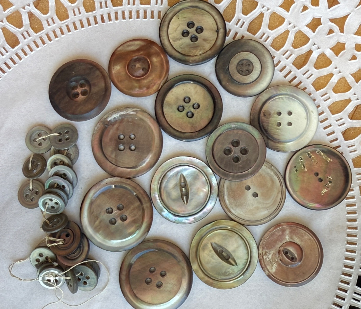 34 Big+Small Antique Dark Shell Mother of Pearl Round Buttons 1 1/8" - 3/8"