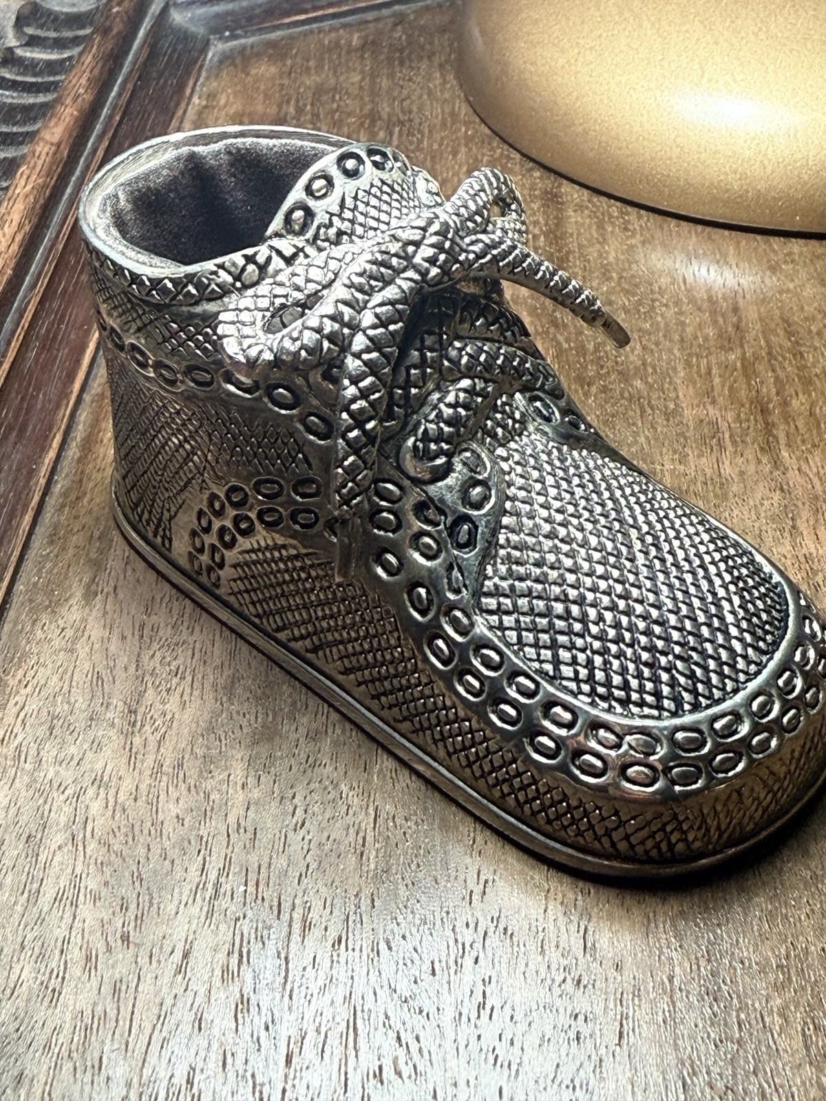 Whitehill Baby Silver Plated Birth Record shoe With Felt Lining