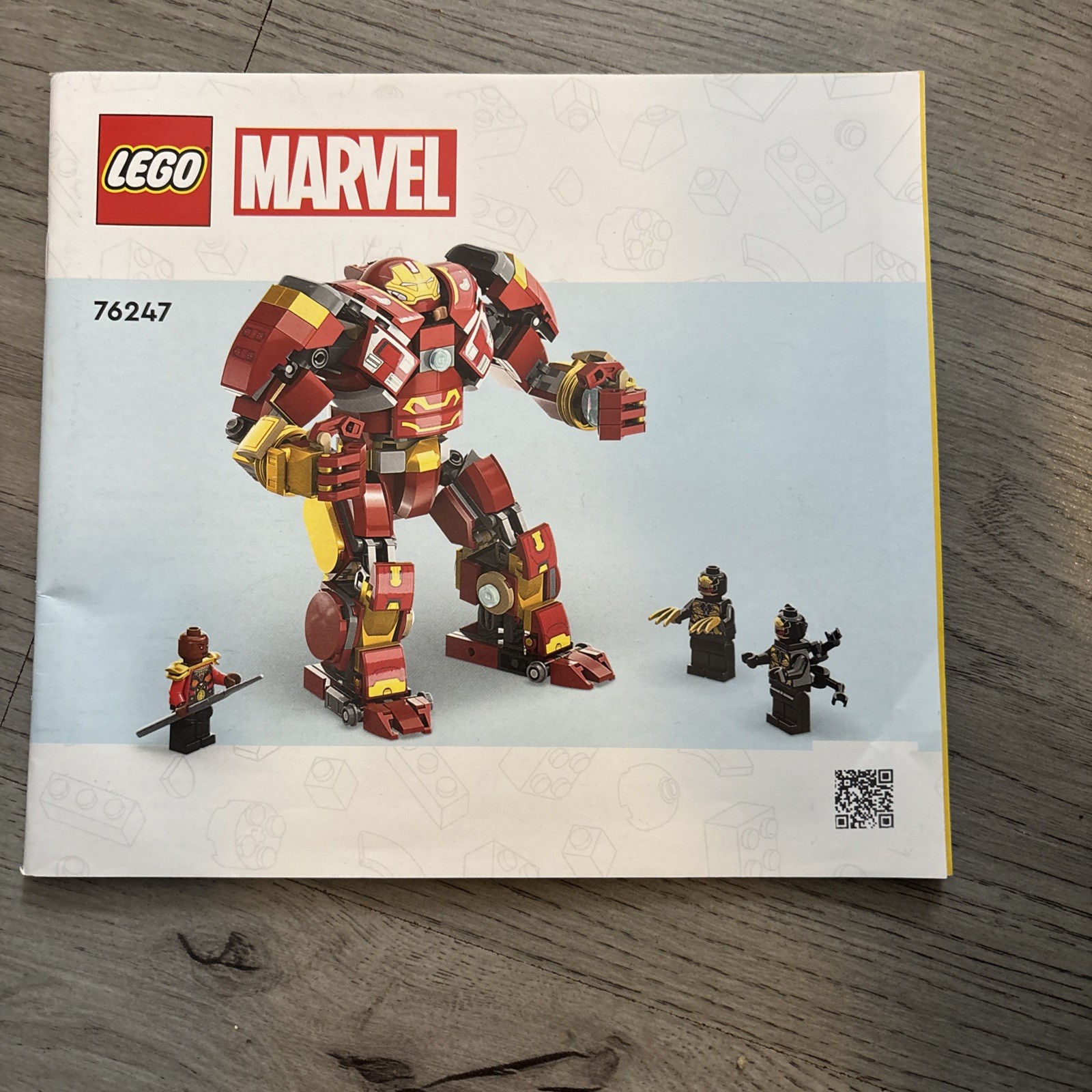 LEGO Marvel - The Infinity Saga, The Hulkbuster: The Battle of Wakanda 76247