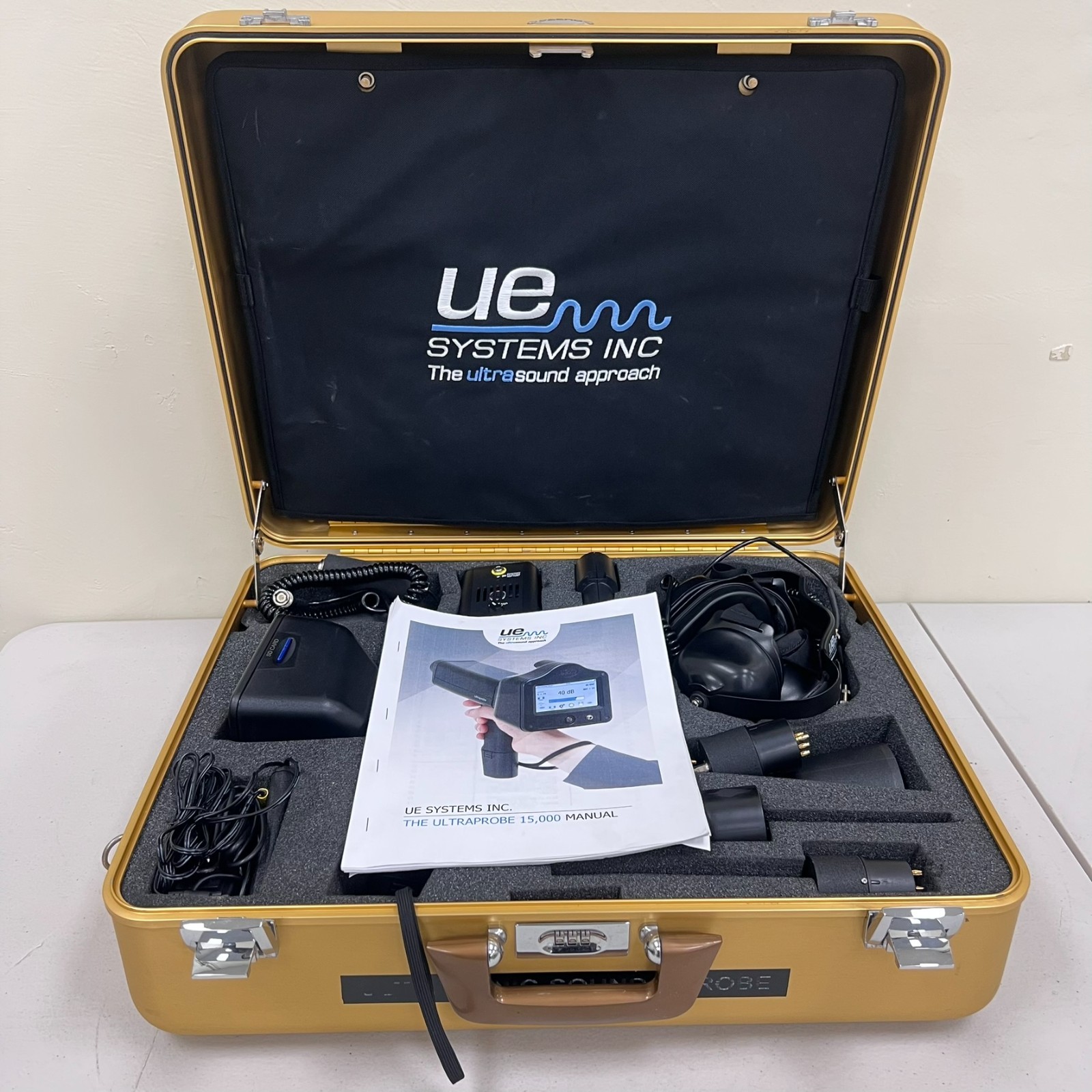UE Systems Ultraprobe 15000 MPH Ultrasonic Leak Detection System Inspection Kit