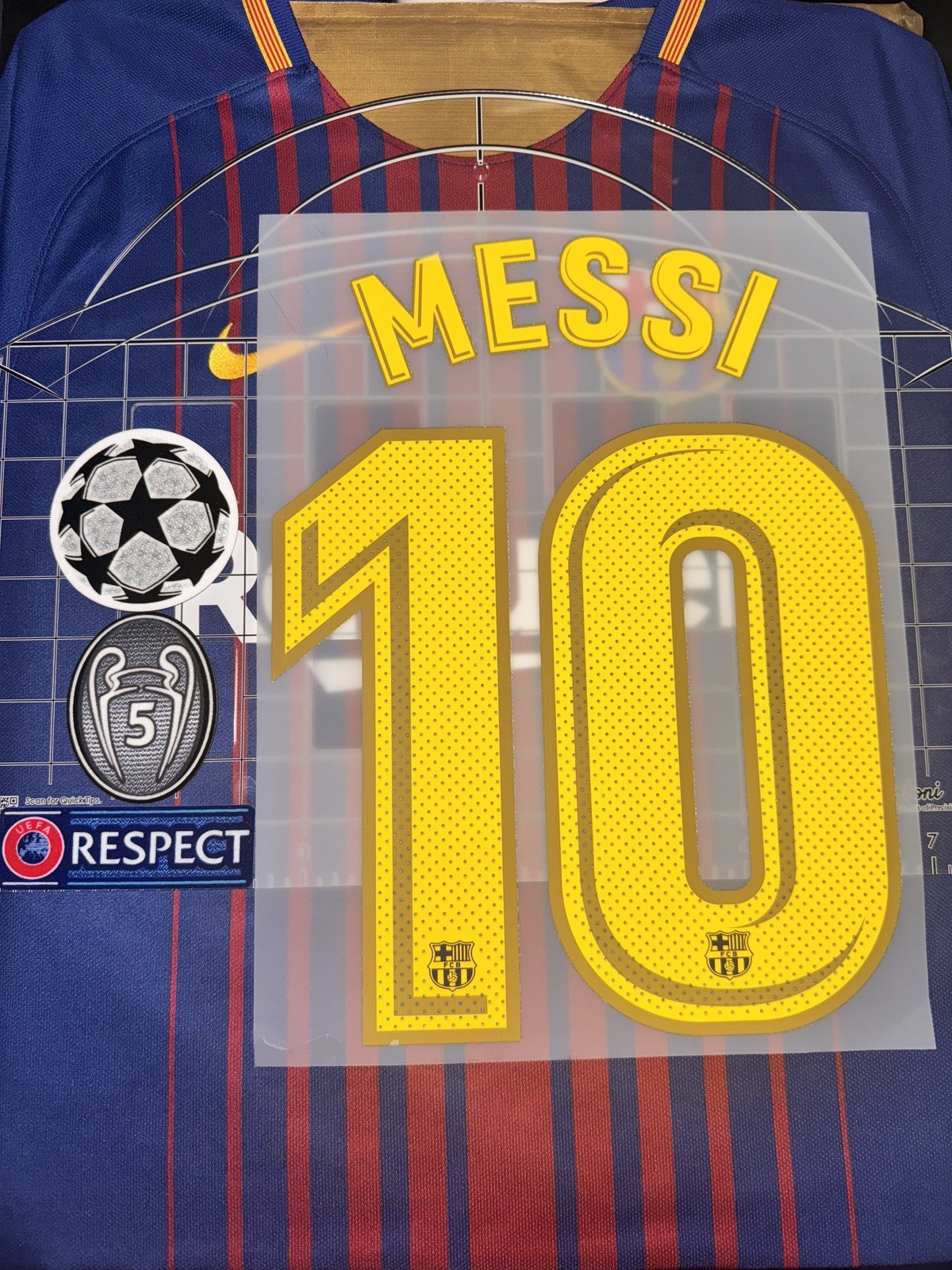 Barcelona 2017-2018 Nameset  Messi #10 + Champions League Patches