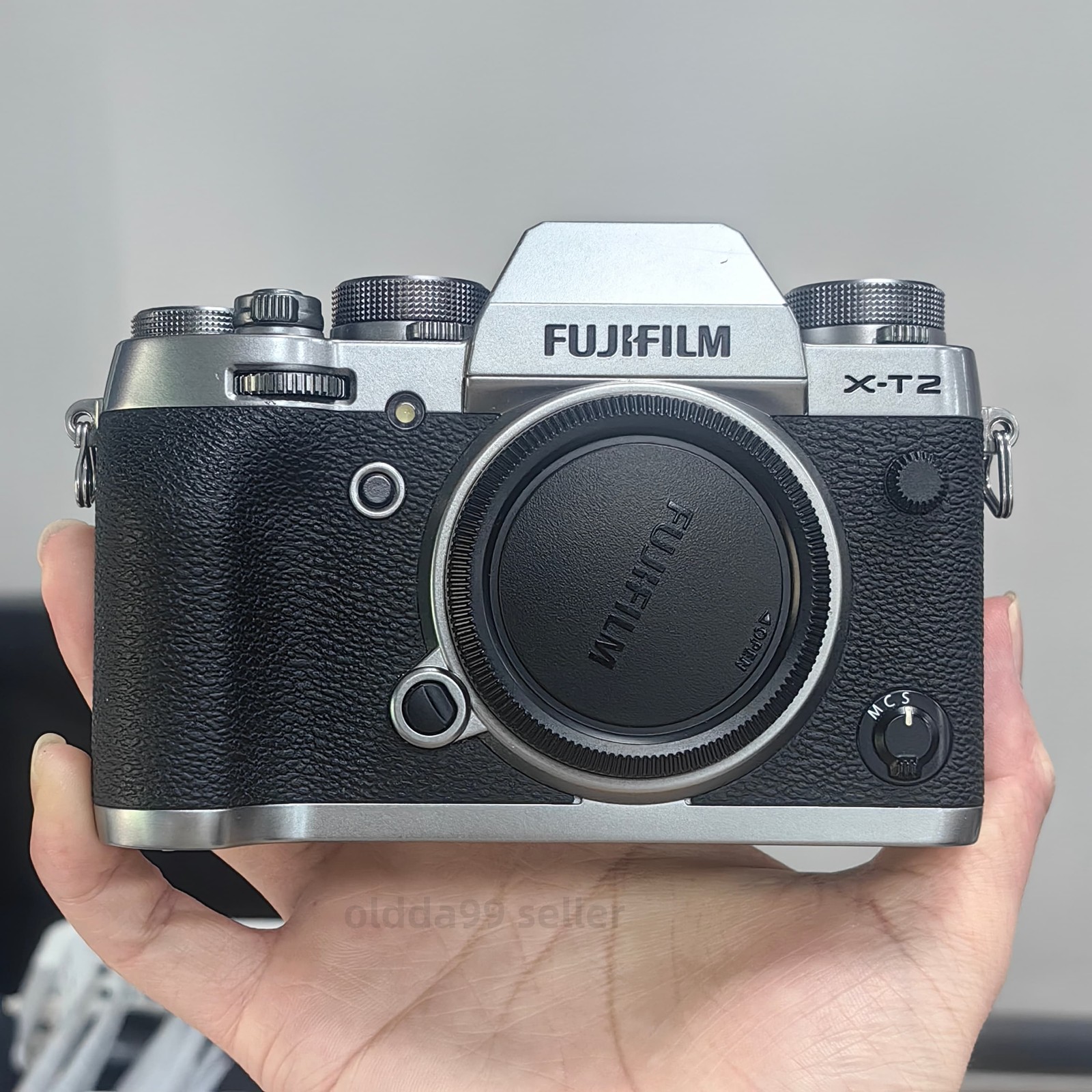 Fujifilm Fuji X-T2 24.3MP Mirrorless Digital Camera Body with Accessories-95%New