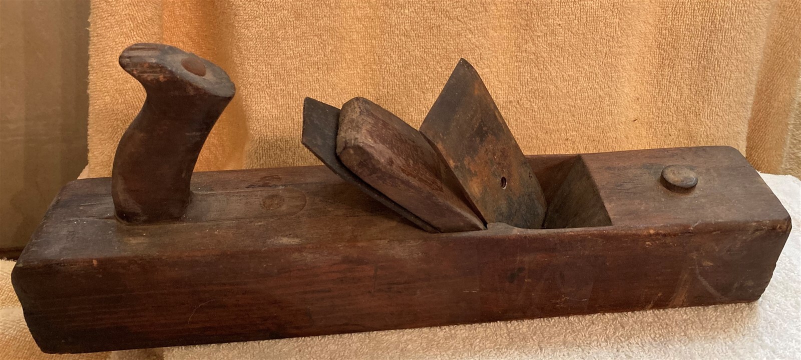 Vintage Wood  Wooden Hand Plane 16 Inches Long And 2 3/4 Inches Wide