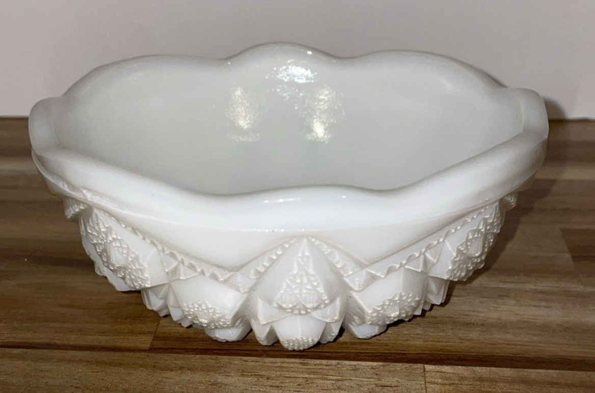 Vintage Prescut White Milk Glass Trinket Small Dish MCM - used