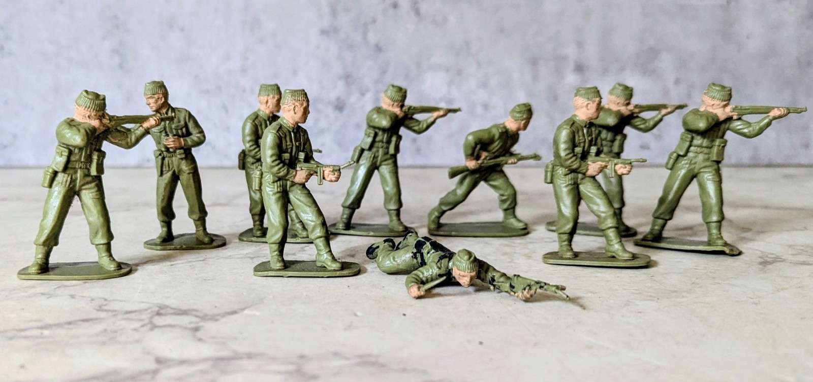 Plastic Toy Soldiers Army Bundle