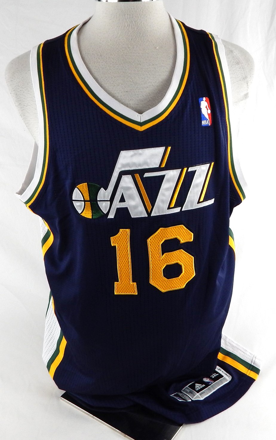 2010-11 Utah Jazz Francisco Elson #16 Game Used Navy Jersey 3XL 783