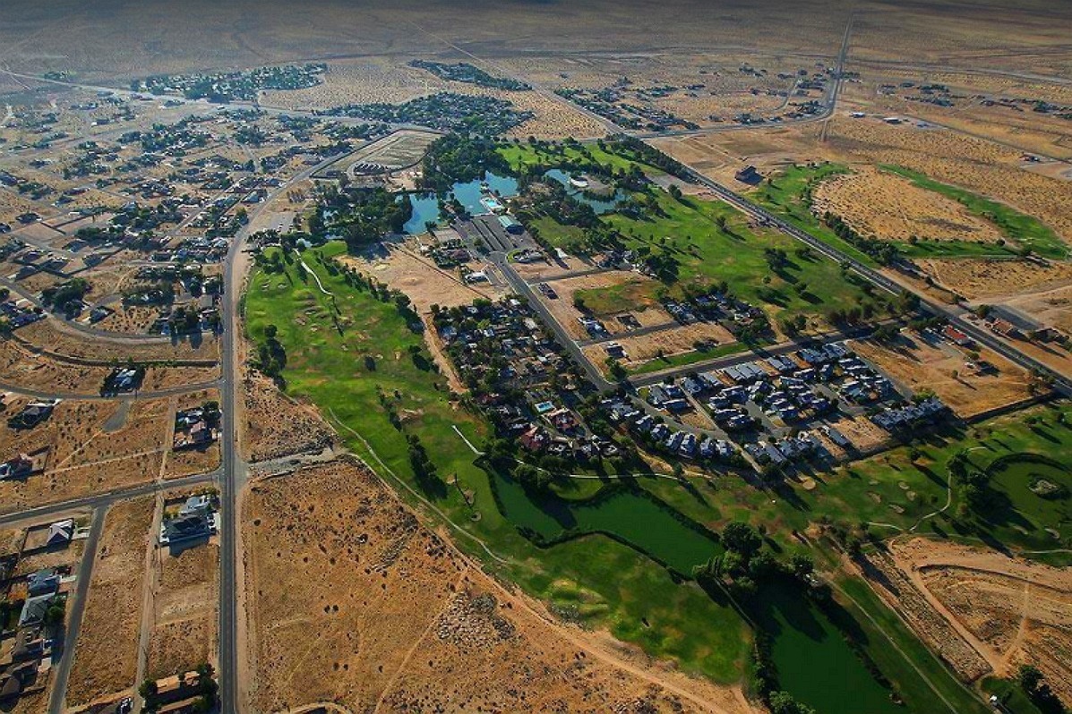 1/3 ACRE SOUTHERN CALIFORNIA - TINY HOMES OK - NO HOA FEES - UTILITIES ON CURB.