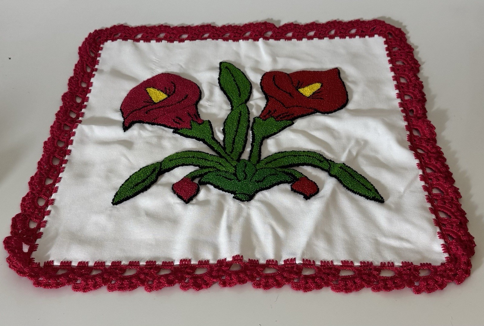 Embroidered Flowers Cloth 21x21