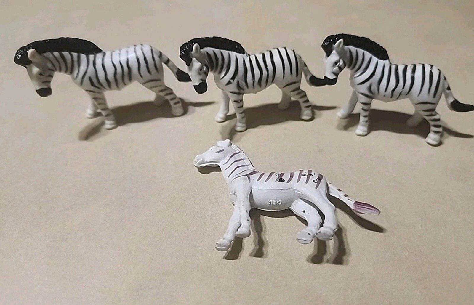 Vintage Plastic Zebra Toy Figures — White Black Striped Animal Lot of 5