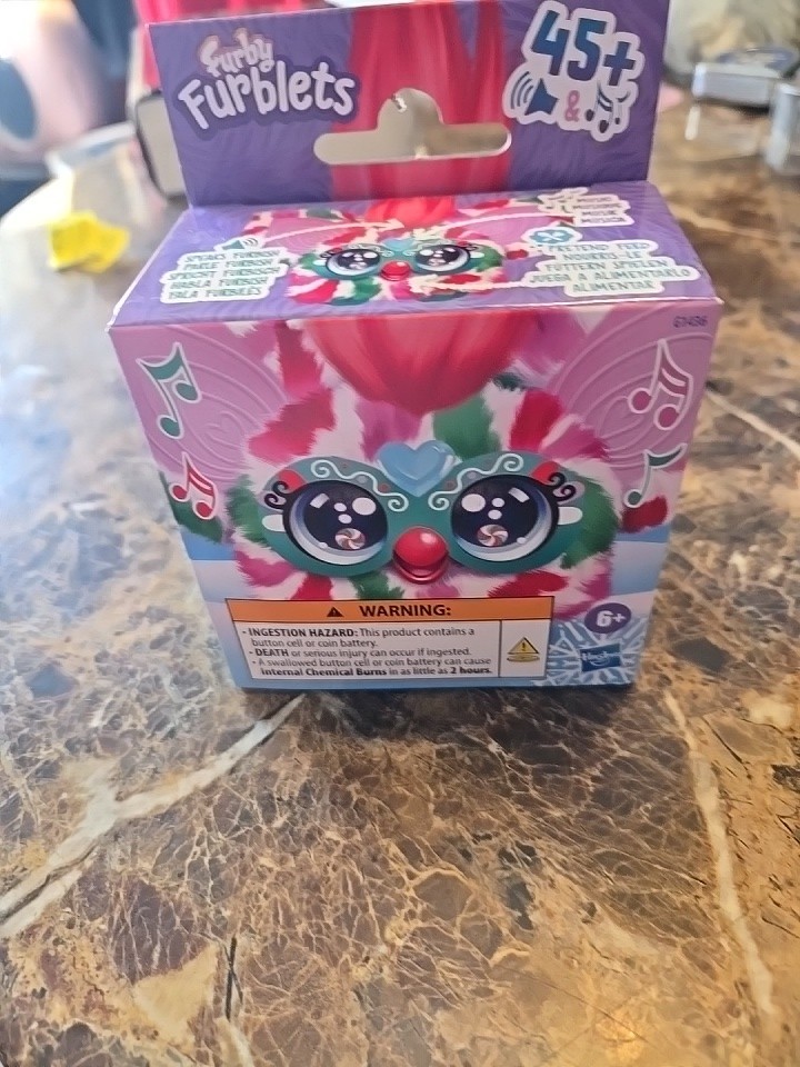 Furby Furblets Pep Mint Figurine