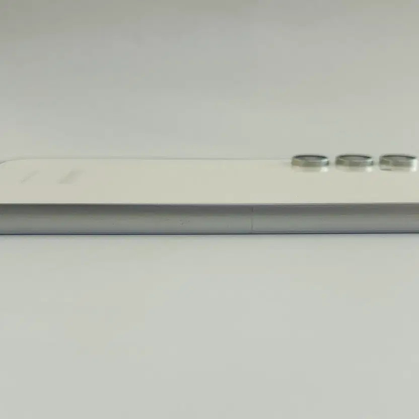 Samsung Galaxy S23 FE 256GB Unlocked Smartphone with Original Screen Protector