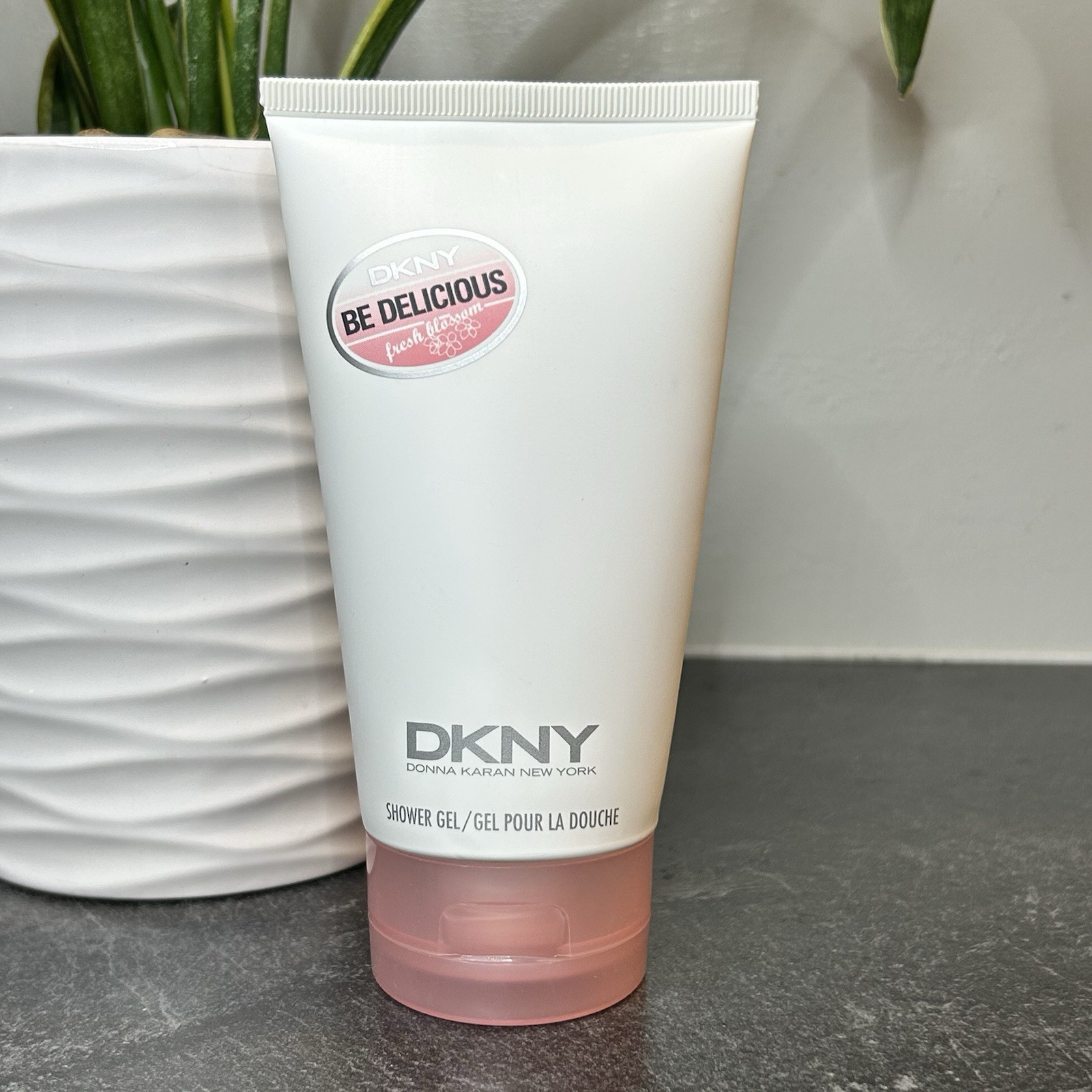 NEW Donna Karan DKNY Be Delicious Fresh Blossom Shower Gel 5 oz FULL SIZE