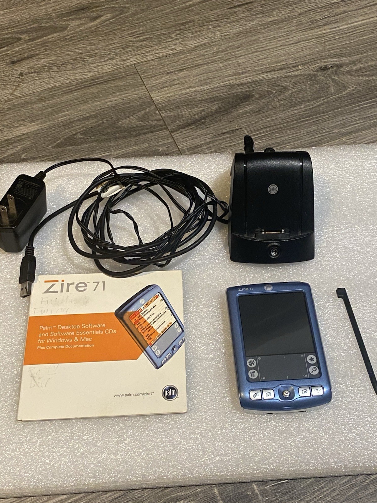 Palm Zire 71 PDA  with Charger Dock Stand AC Power Adapter-See  Description.